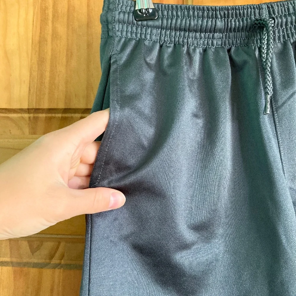 Boy’s size 7-8 Children’s Place Sport gray athletic/running/basketball shorts